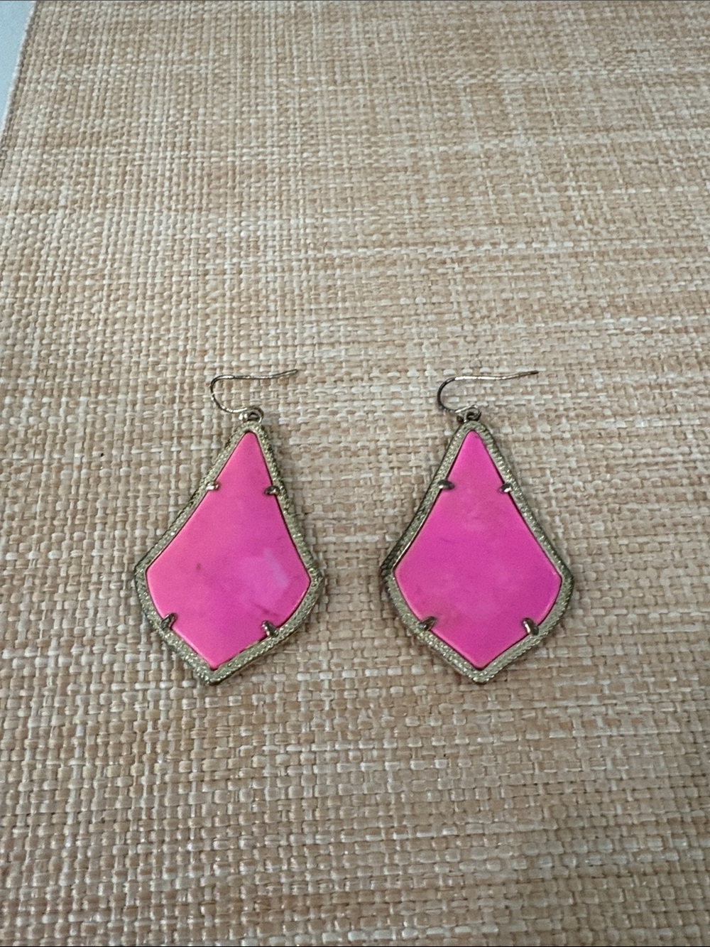 Kendra Scott Pink Statement Drop Earrings Gold Tone Large Dangle